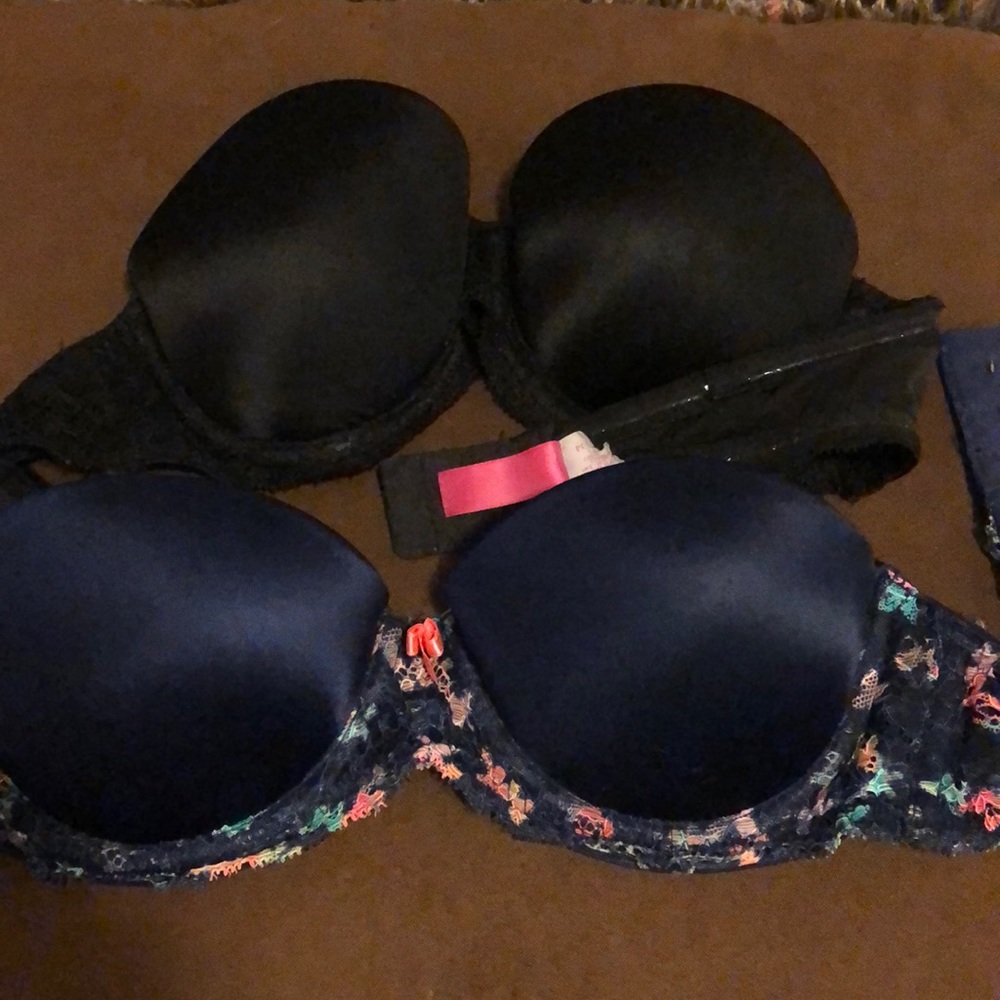 PINK strapless Bras- Black and Dark Blue-32A